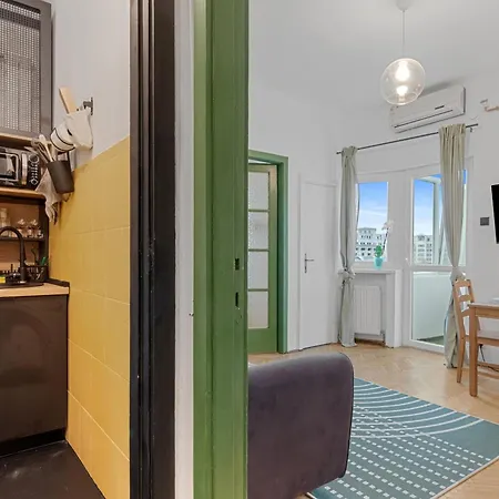 Apartment Go Green