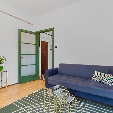 Apartment Go Green *